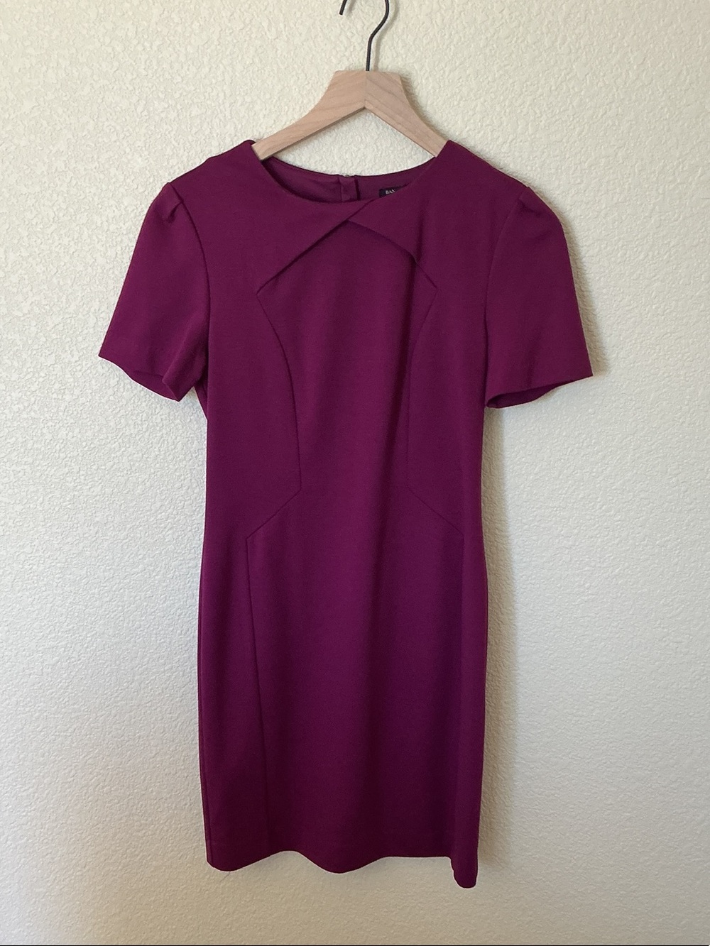 Women's Magenta Sheath Dress with Keyhole Detail
